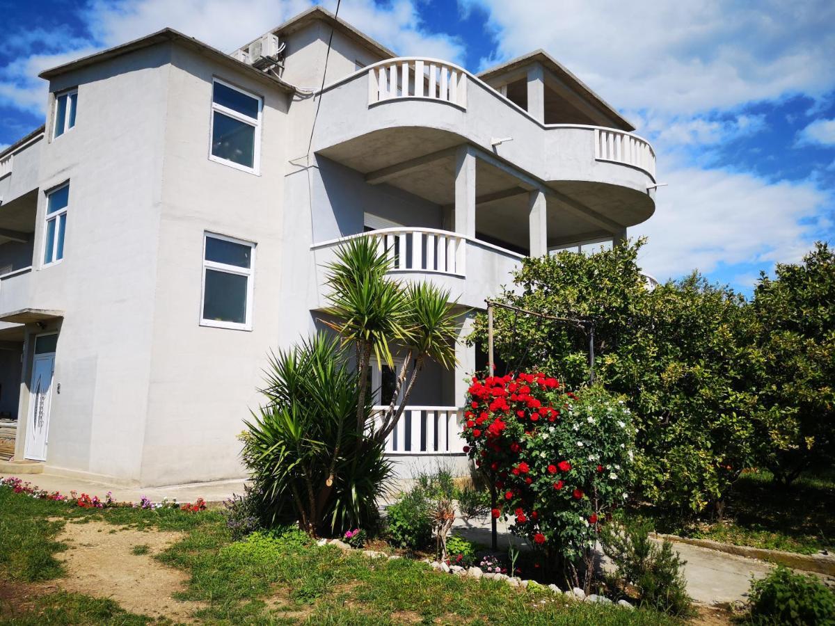 Apartment Sobin Kastela Bagian luar foto